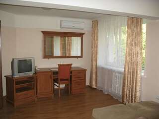 Мотели Motel Poltava Полтава Апартаменты с 2 спальнями-4
